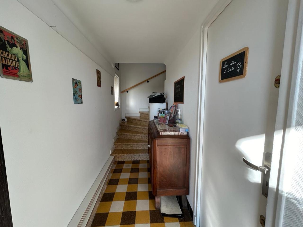 Appartement Les Voyages De Romane Narbonne Exterior photo